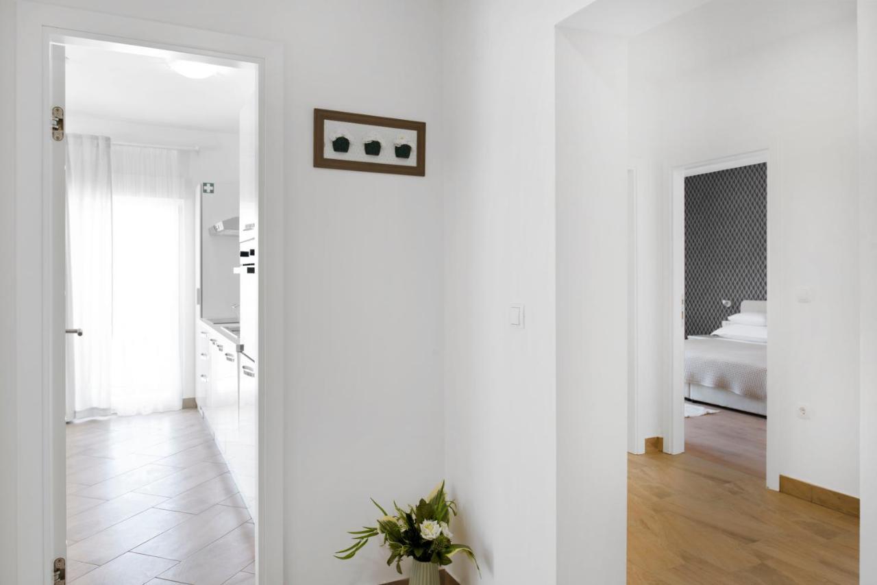 Aaa Anic Amazing Apartments Deluxe Split Eksteriør billede