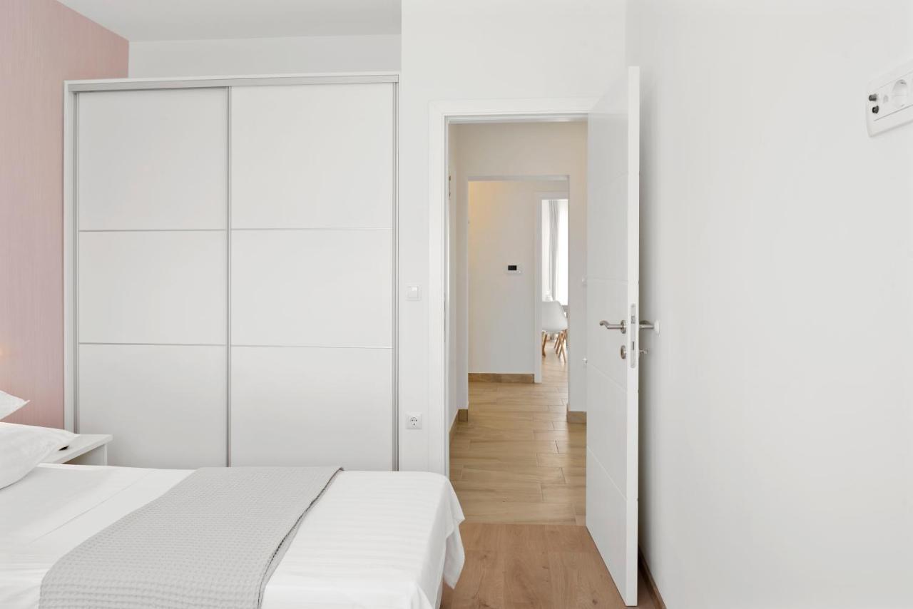 Aaa Anic Amazing Apartments Deluxe Split Eksteriør billede