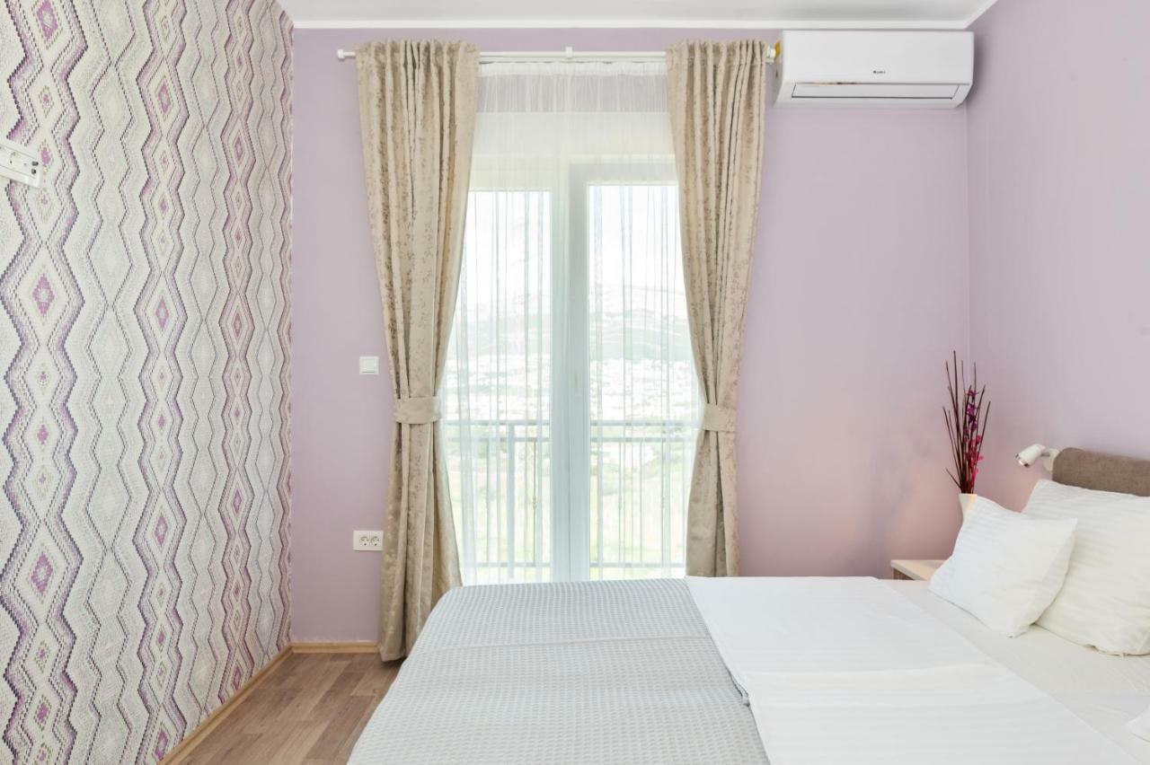 Aaa Anic Amazing Apartments Deluxe Split Eksteriør billede
