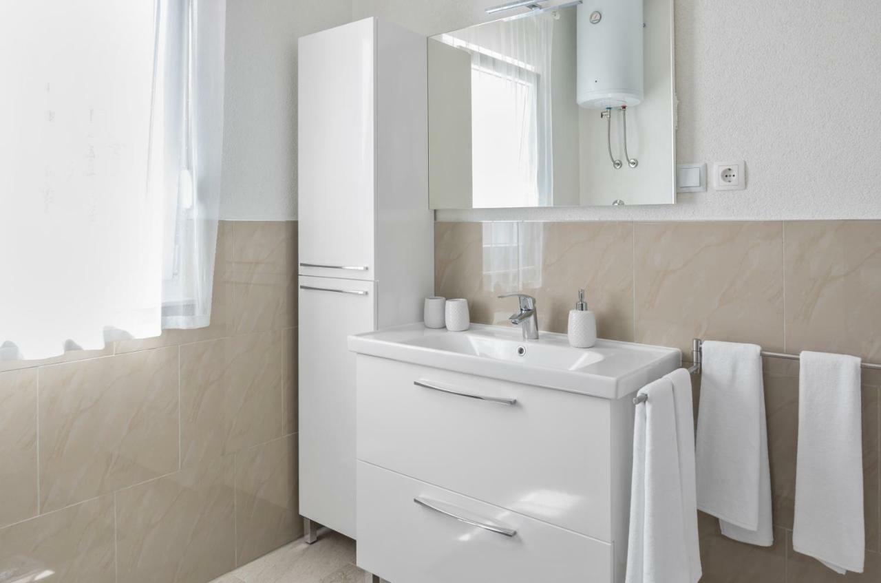 Aaa Anic Amazing Apartments Deluxe Split Eksteriør billede